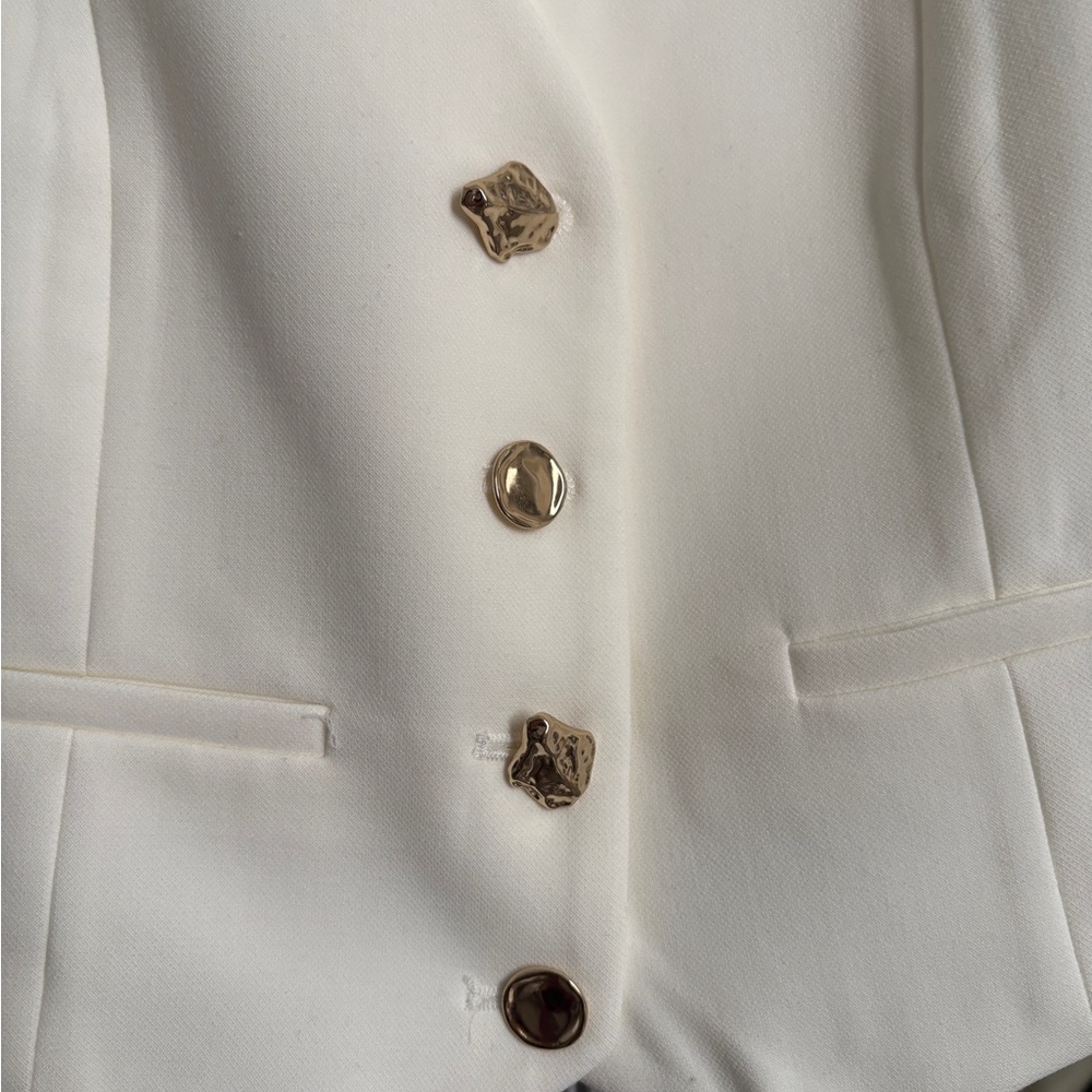 Christian Lacroix Ivory Buttoned Vest - Picture 3 of 5